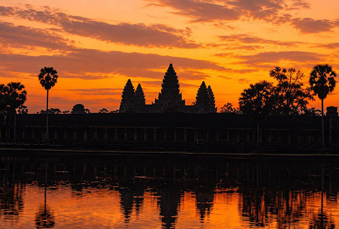 3-Day Angkor Temples, Banteay Srei & Phnom Kulen Adventure