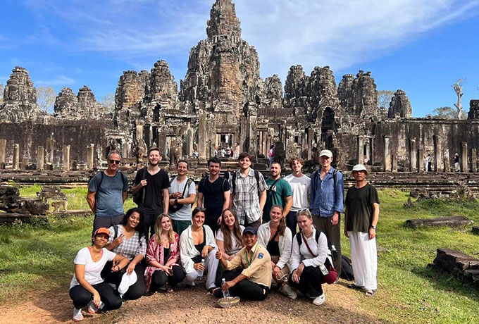 4-Day Angkor Temples, Banteay Srei, Phnom Kulen & Tonle Sap Adventure