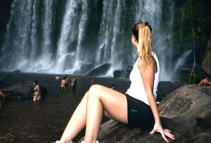1-Day Phnom Kulen Mountain Adventure Cliff View, Thousand Lingas, Reclining Buddha & Waterfall